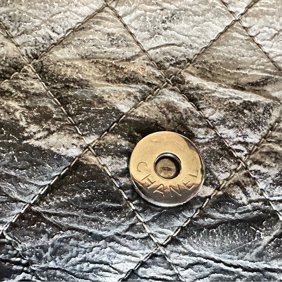 [SOLD] Chanel Vinyl Quilted Jumbo Melrose Degrade Flap Bag - Picture 13 of 16